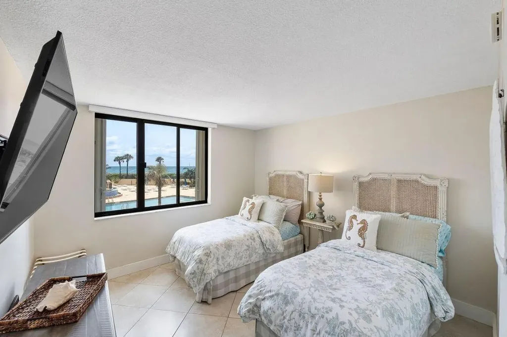 100 Ocean Trail Way Jupiter FL 33477