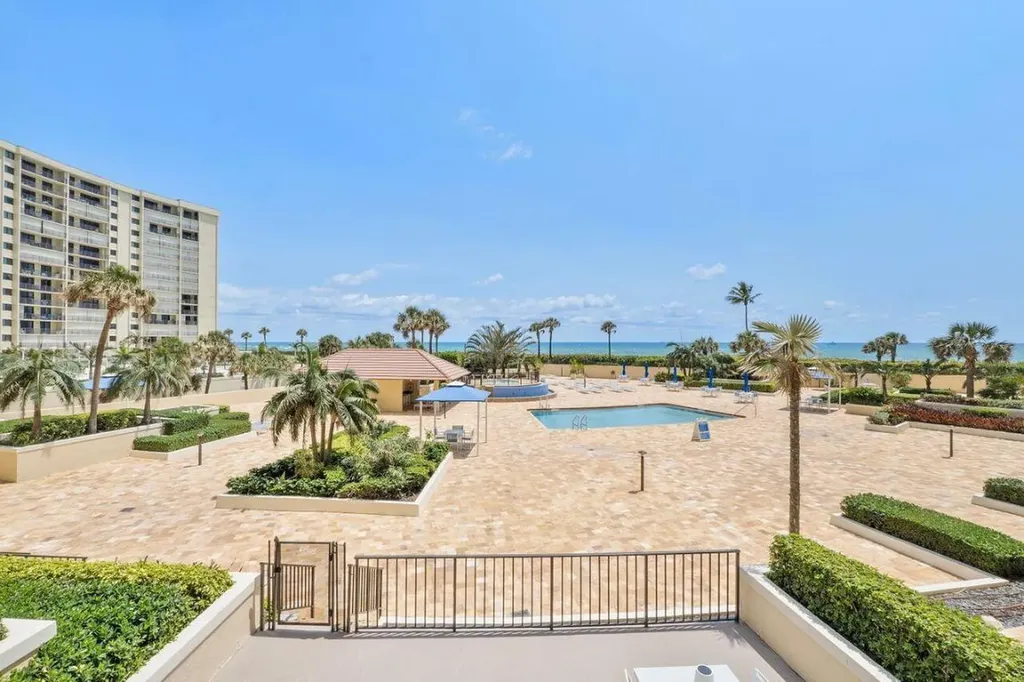 100 Ocean Trail Way Jupiter FL 33477