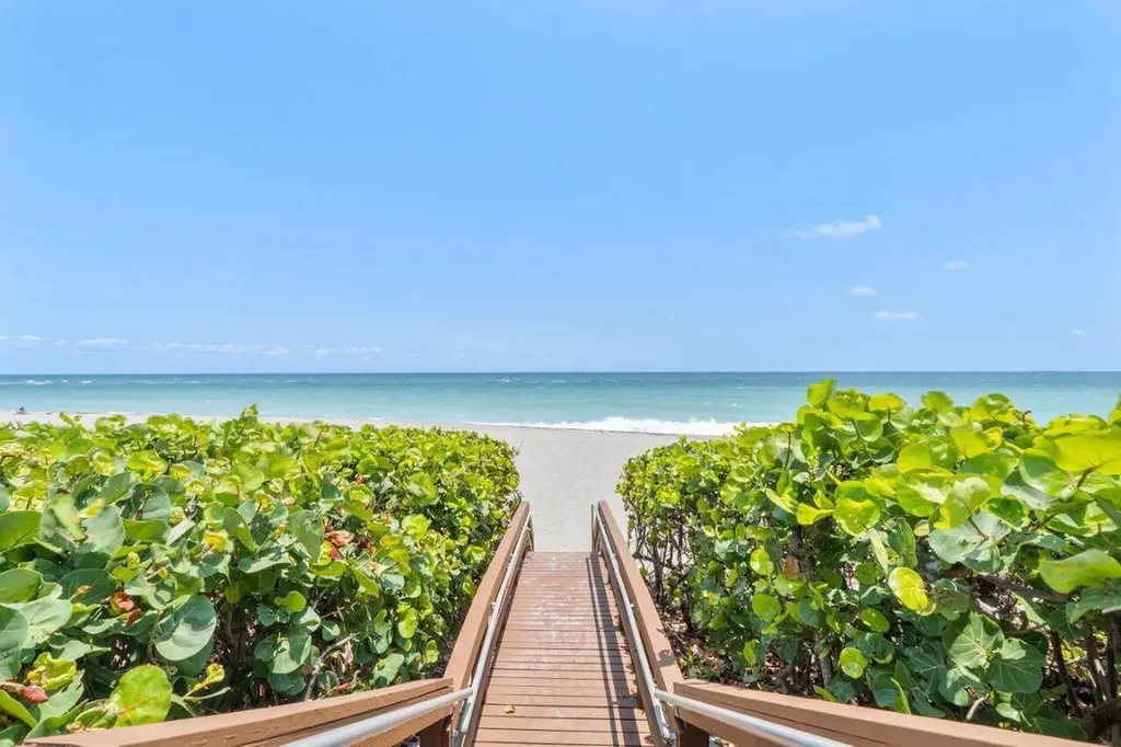 100 Ocean Trail Way Jupiter FL 33477