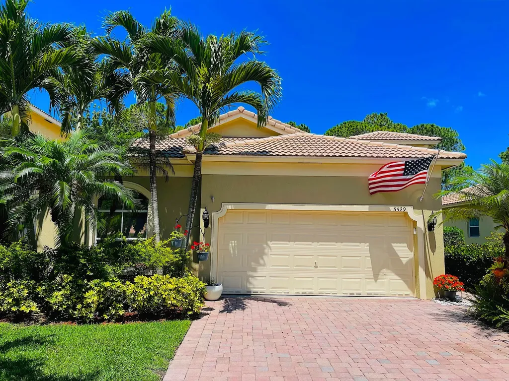 5529 Spanish River Road Fort Pierce FL 34951