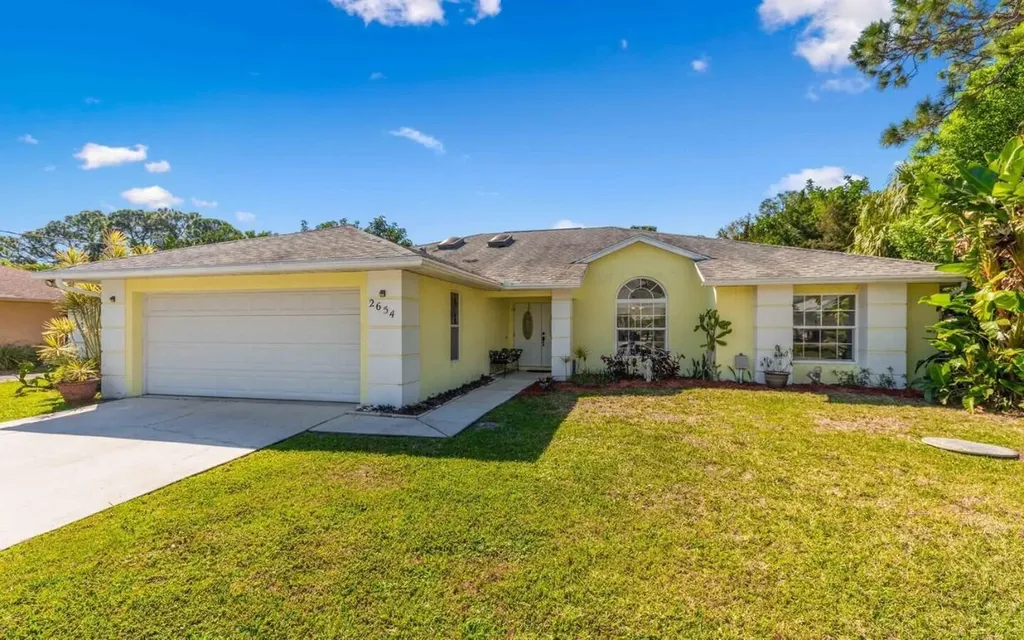 2654 SE Ibis Avenue Port St Lucie FL 34952