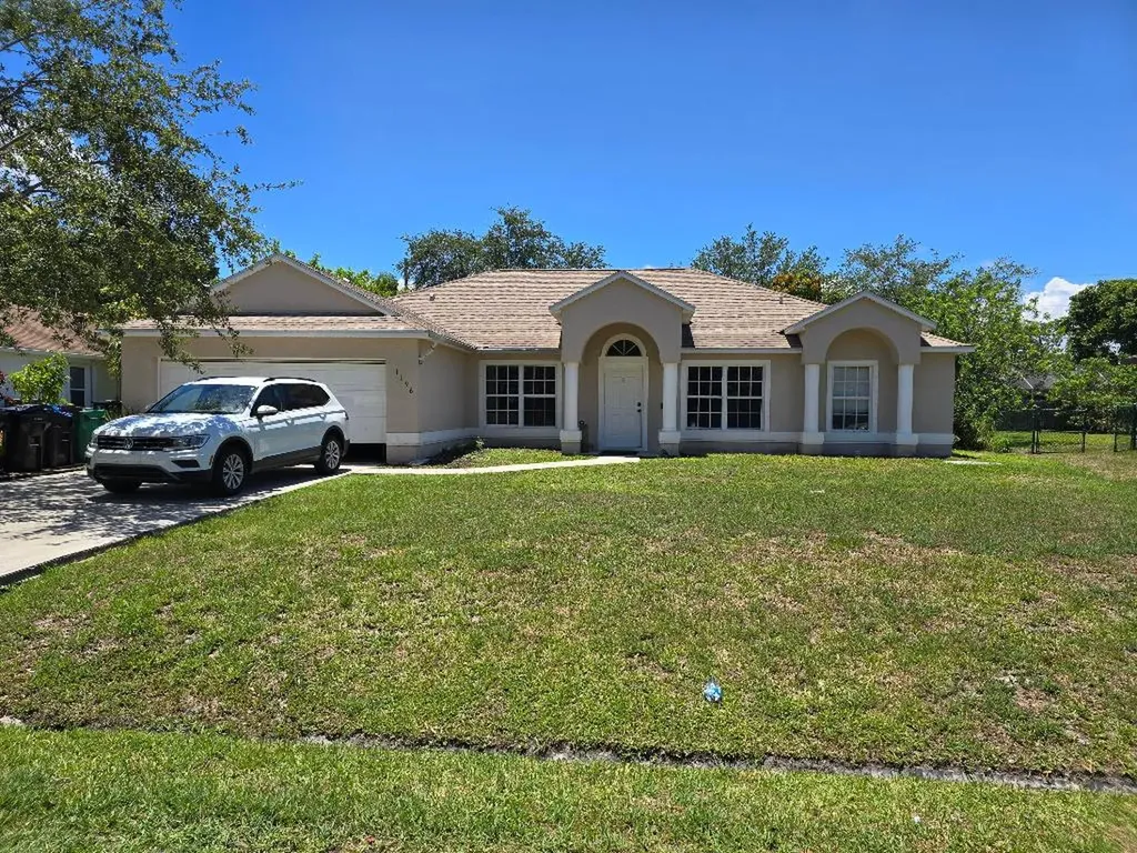 1196 SE Puritan Lane Port St Lucie FL 34983