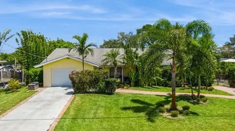 528 SW Hidden River Avenue Palm City FL 34990
