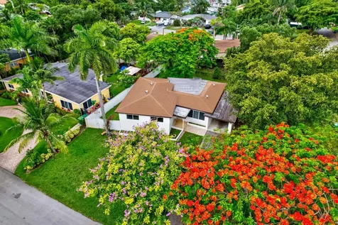 15040 NE 7th Court Miami FL 33161