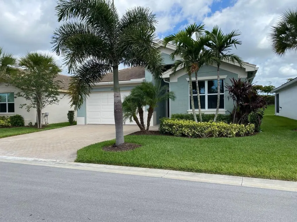 12049 SW Jasper Lake Way Port St Lucie FL 34987