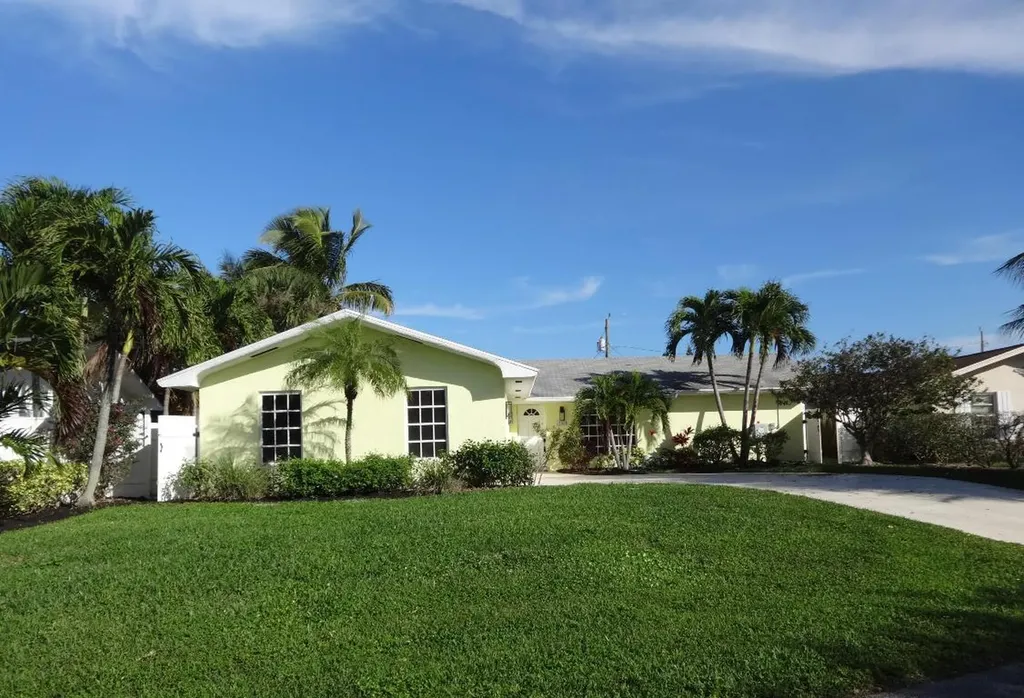 13868 Cocoanut Avenue Juno Beach FL 33408