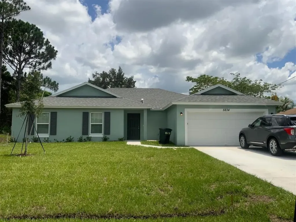 5834 NW Bates Avenue Port St Lucie FL 34986