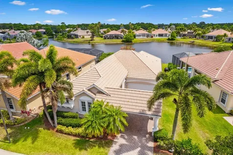 686 SW Lake Charles Circle Port St Lucie FL 34986