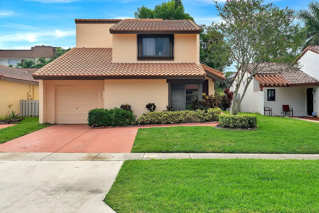 6377 Lantana Pines Drive Lake Worth FL 33462