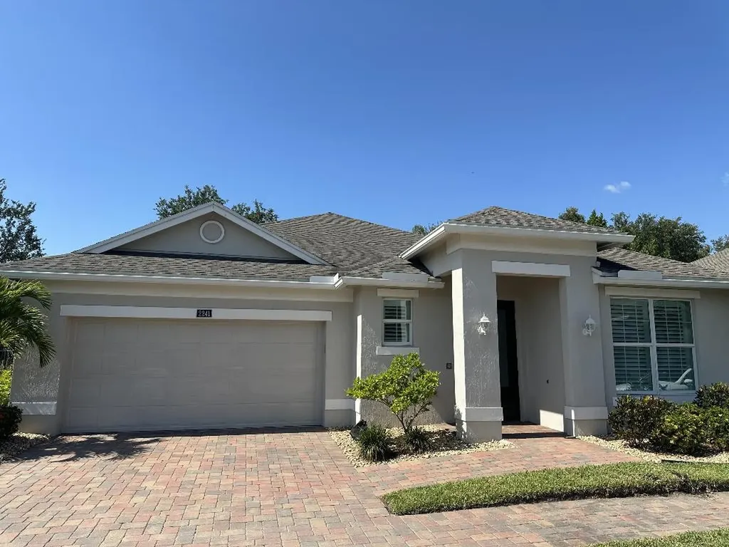 2241 Timberlake Circle Vero Beach FL 32966