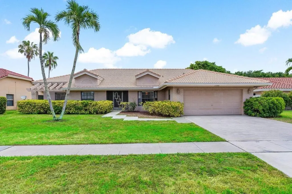 11288 Island Lakes Lane Boca Raton FL 33498