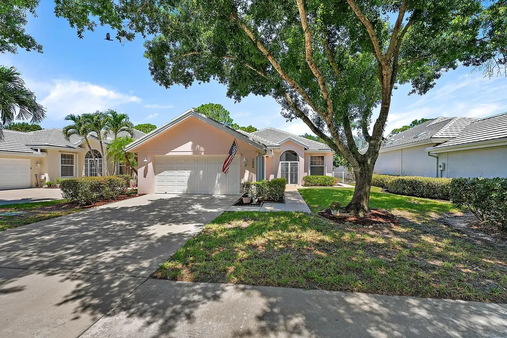 7504 SE Marsh Fern Lane Hobe Sound FL 33455