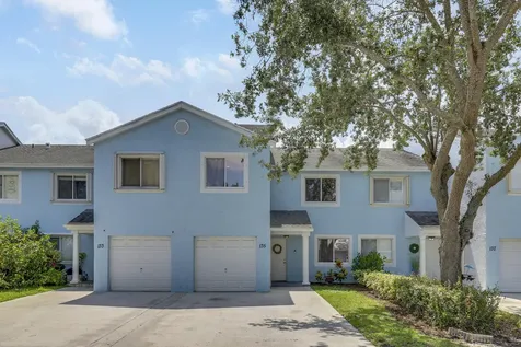 135 Fairway Lane Royal Palm Beach FL 33411