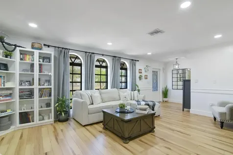 8724 NW 27th Street Coral Springs FL 33065