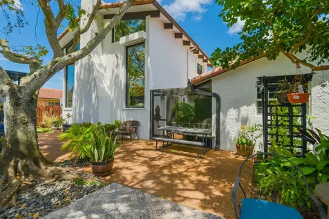 8724 NW 27th Street Coral Springs FL 33065