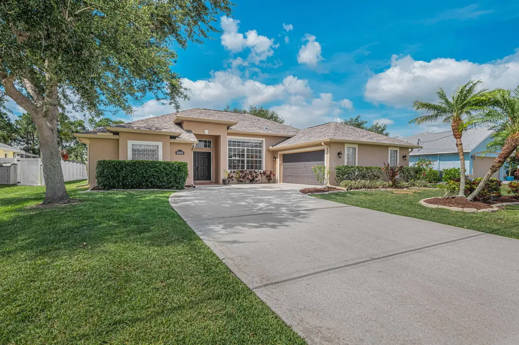 5805 NW Zenith Drive Port St Lucie FL 34986