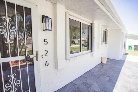 526 NW Avon Avenue Port St Lucie FL 34983