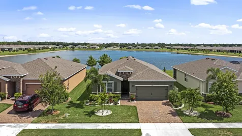 2496 Crowned Eagle Circle SW Vero Beach FL 32962