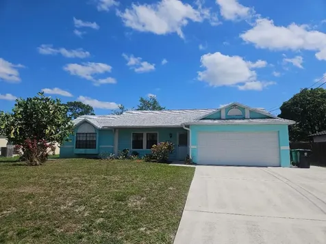674 SW Violet Avenue Port St Lucie FL 34983