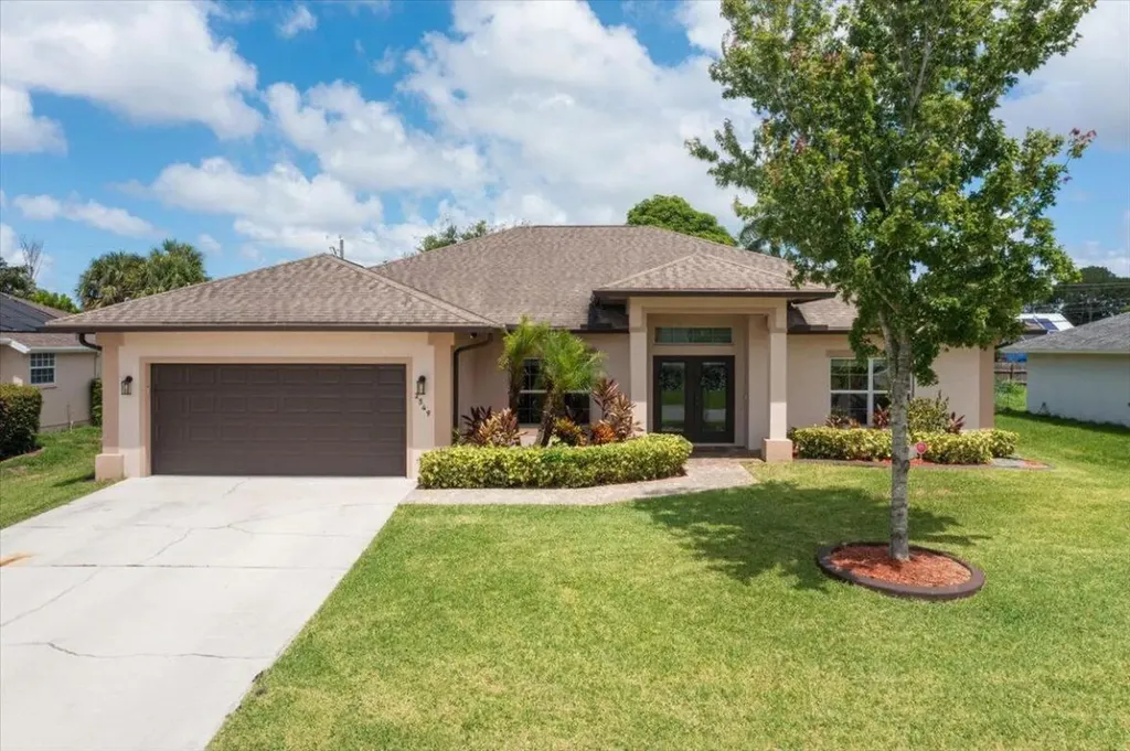 2549 SW Deckard Street Port St Lucie FL 34953