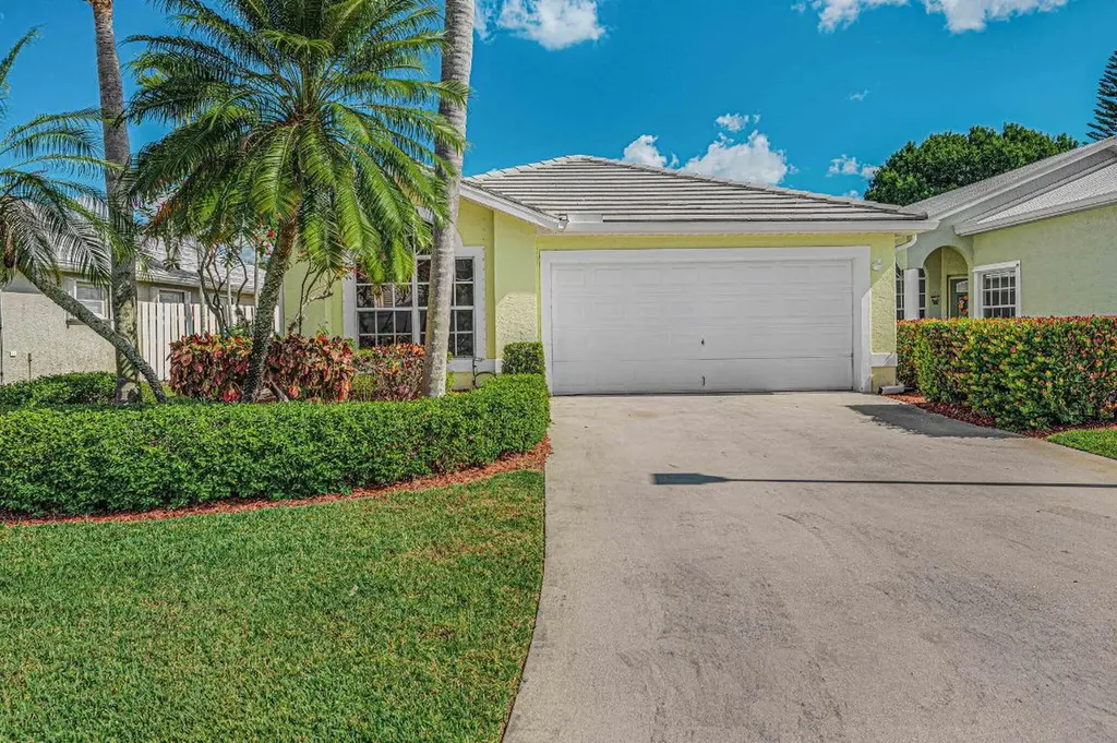 3543 SW Coco Palm Drive Palm City FL 34990