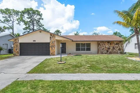 4639 Blue Pine Circle Lake Worth FL 33463
