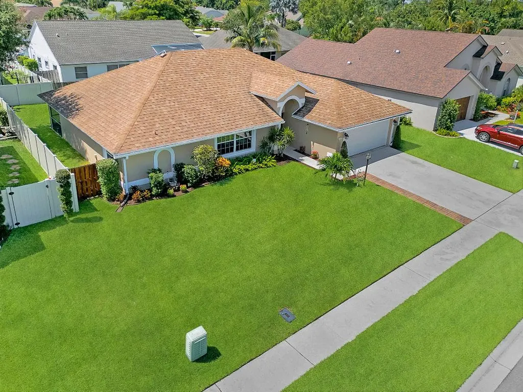 13125 Meadowbreeze Drive Wellington FL 33414