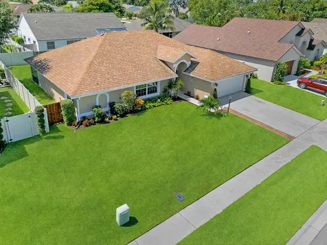 13125 Meadowbreeze Drive Wellington FL 33414
