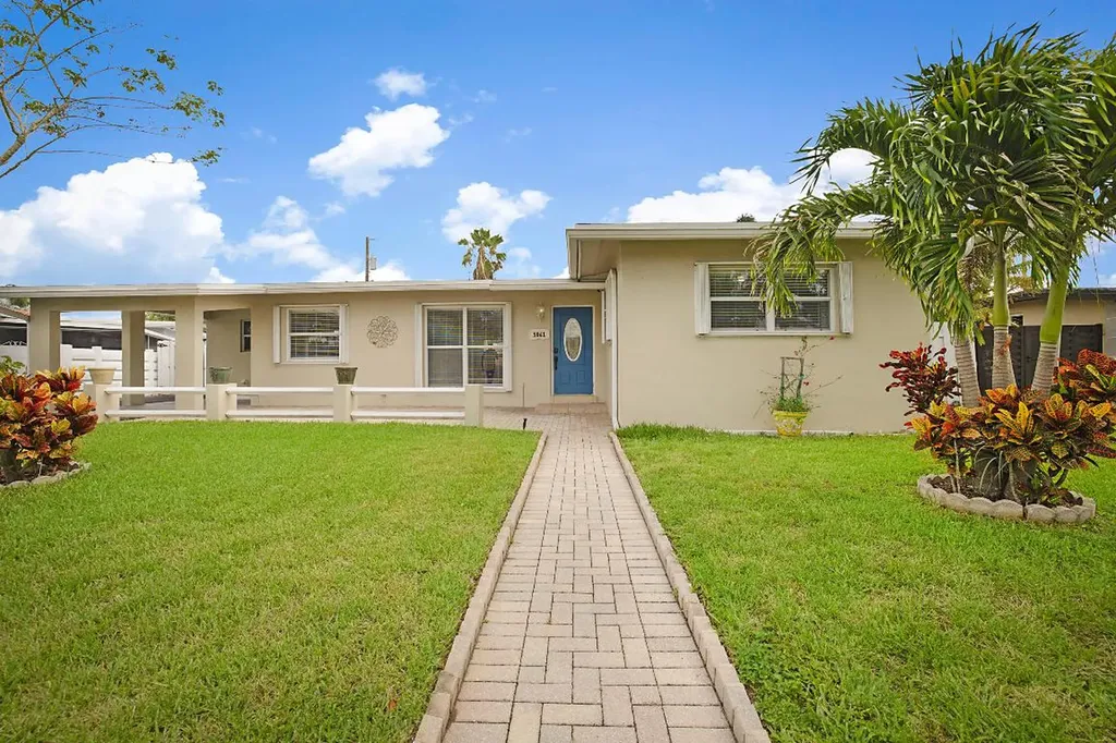 5061 SW 11th Street Plantation FL 33317