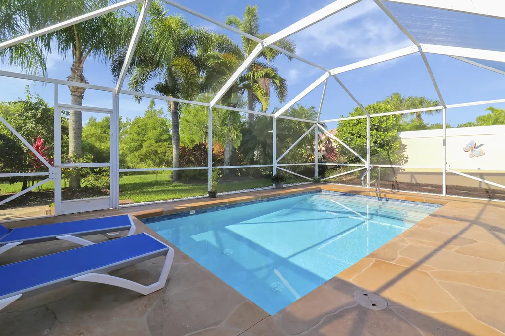 3648 SE Big Bend Terrace Hobe Sound FL 33455