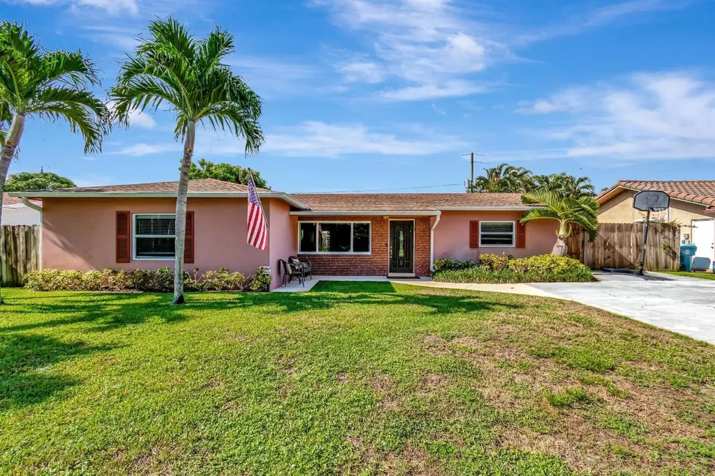 1240 SW 27th Place Boynton Beach FL 33426