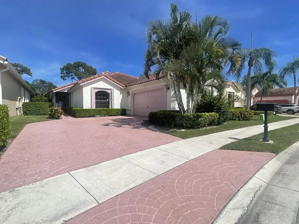 10388 Lexington Circle S Boynton Beach FL 33436