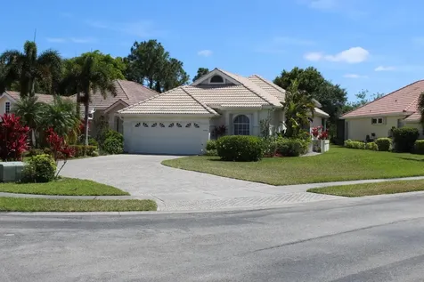 540 SW New Castle Cove Port St Lucie FL 34986