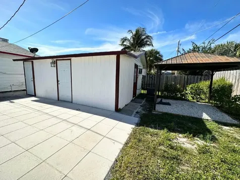 613 54th Street West Palm Beach FL 33407