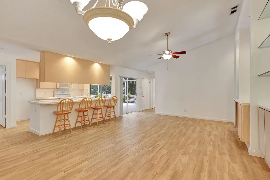 4503 Lakemont Court Palm Beach Gardens FL 33403