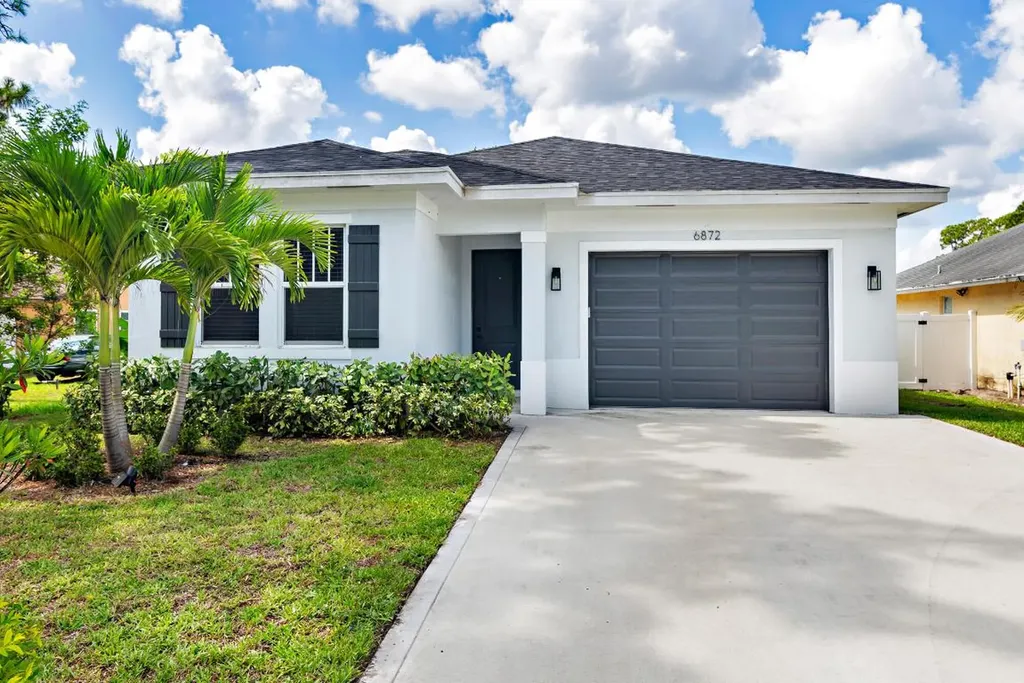 6872 Australian Street Jupiter FL 33458
