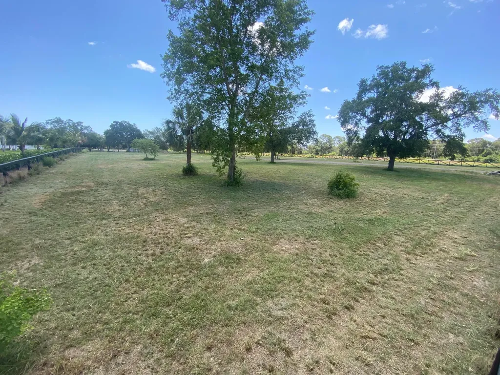 2098 Johnston Road Fort Pierce FL 34951