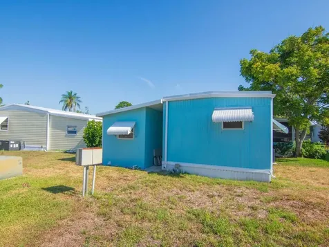 102 N Warner Drive Jensen Beach FL 34957