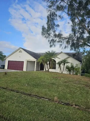 1934 SE Cheltenham Street Port St Lucie FL 34983