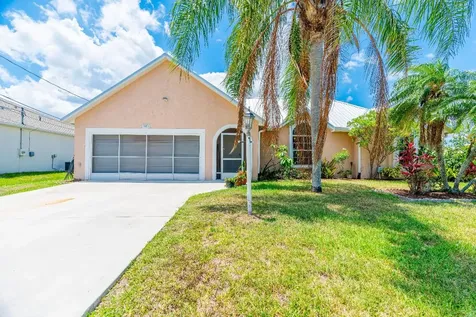 1581 SE Dome Circle Port St Lucie FL 34952