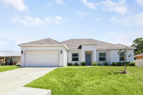 1312 SW Leisure Lane Port St Lucie FL 34953