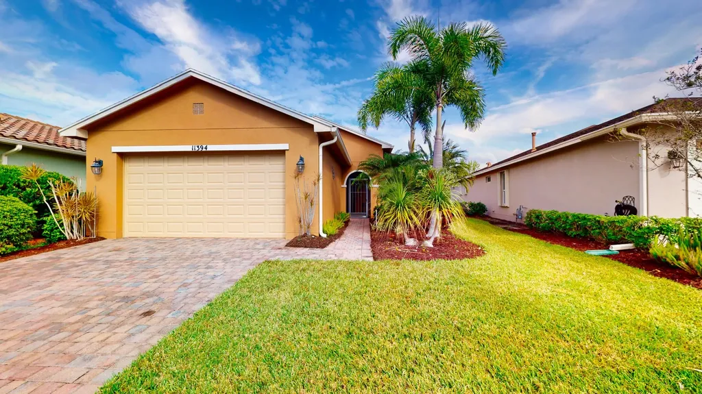 11394 SW Mountain Ash Circle Port St Lucie FL 34987