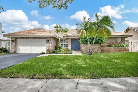 820 Somerset Avenue Davie FL 33325