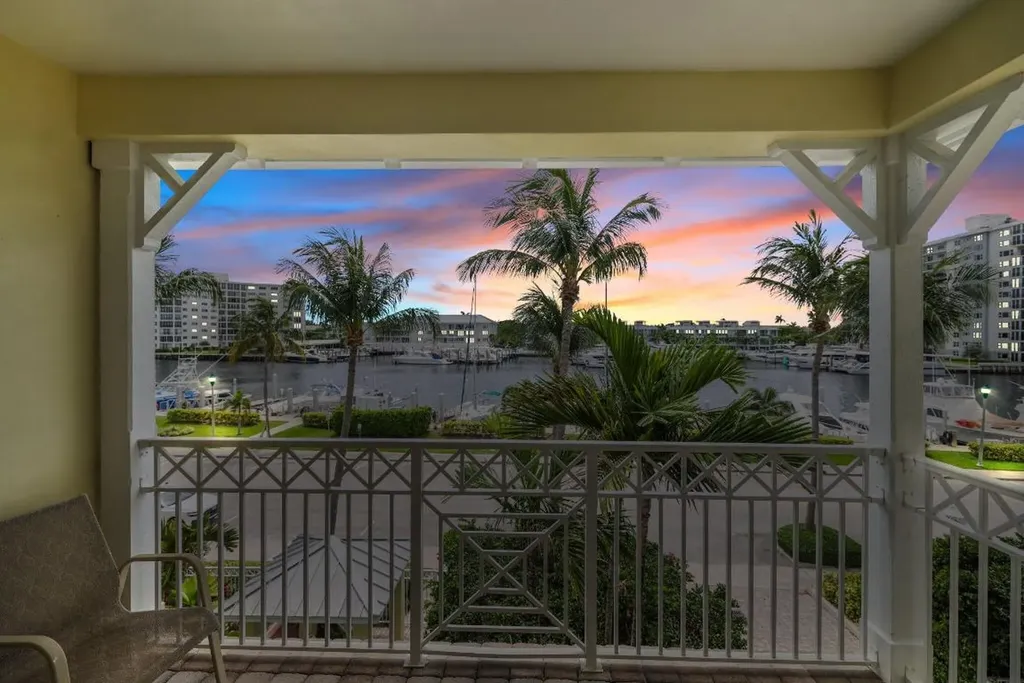 132 Marine Way Delray Beach FL 33483