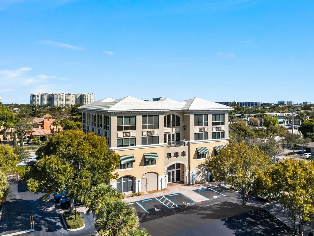 6751 N Federal Highway Boca Raton FL 33487