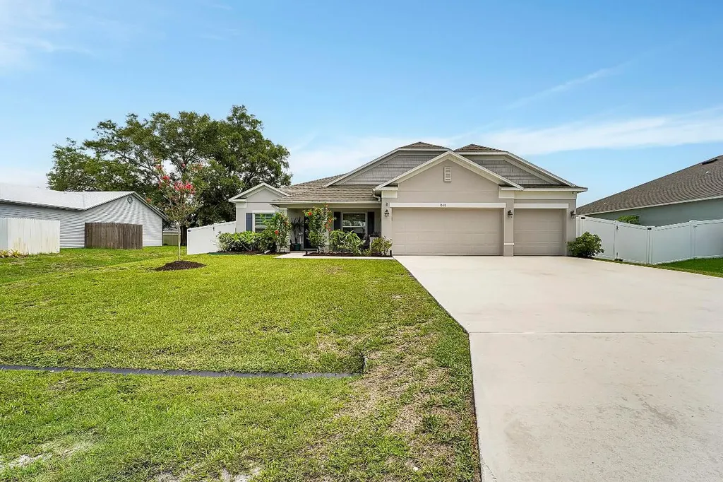 868 SW Haas Avenue Port St Lucie FL 34953