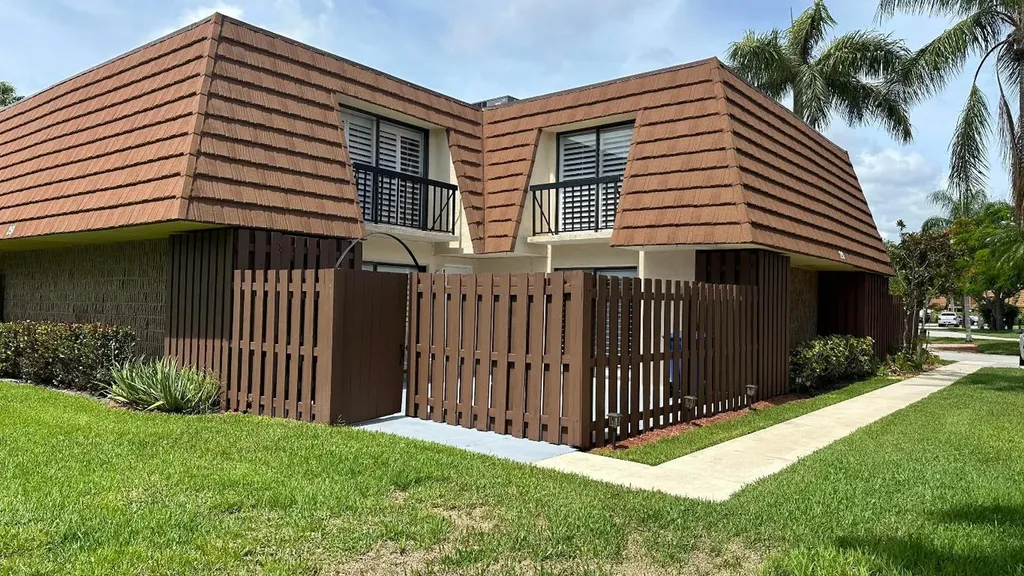 825 Center Street Jupiter FL 33458