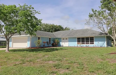 2894 SE Italy Street Port St Lucie FL 34952