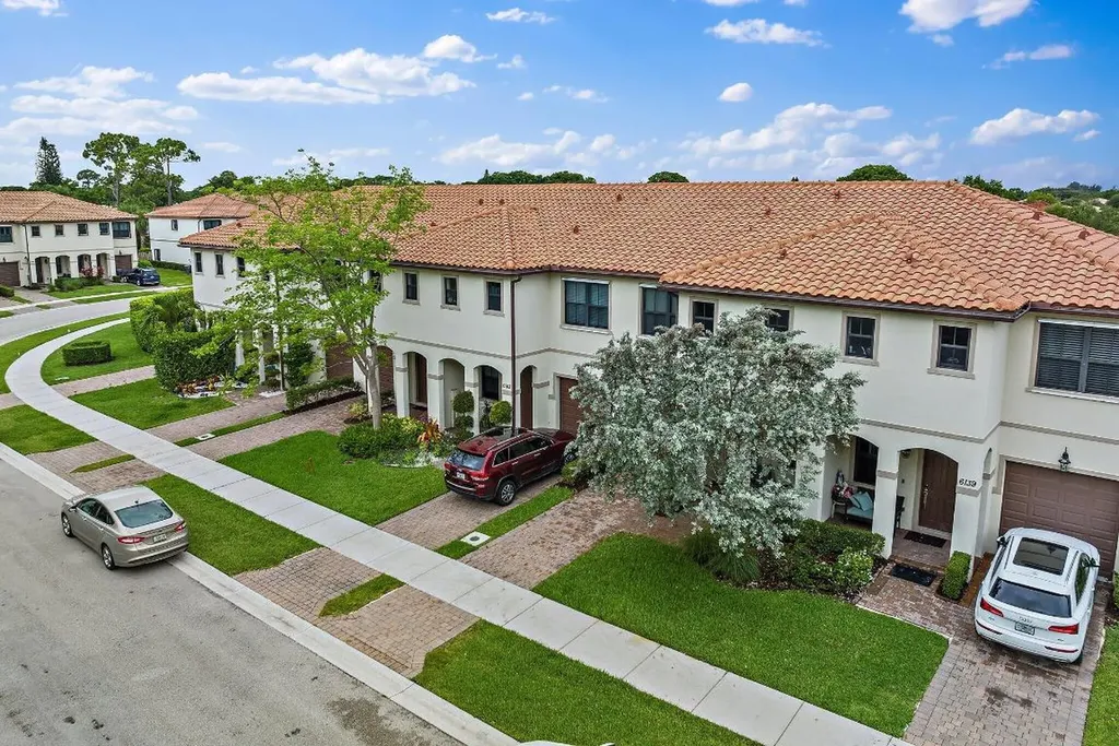 6141 Bangalow Drive Lake Worth FL 33463