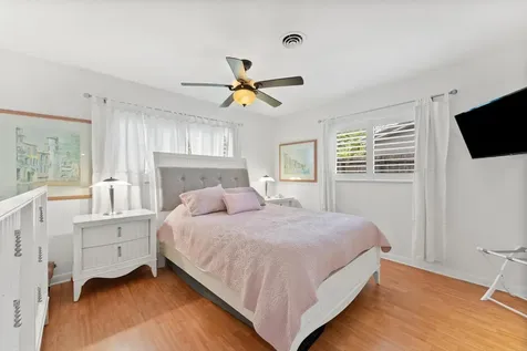 856 NW 6th Terrace Boca Raton FL 33486
